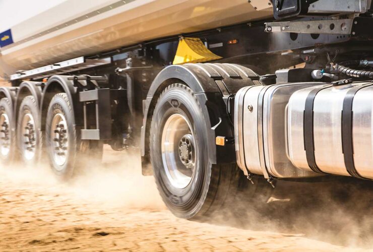 Banda de rodagem recapada