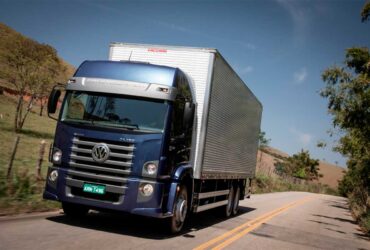 Volkswagen Constellation 24.280