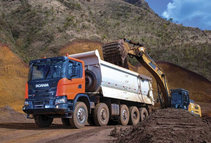 G 540 10x4/6 XT Heavy Tipper