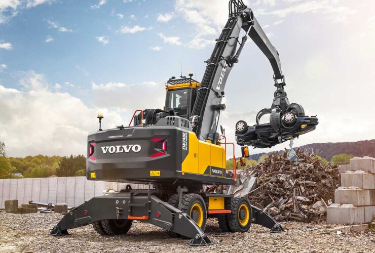 Escavadeira Volvo EW240E