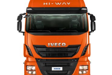 IVECO Hi-Way 600S44T 6x2