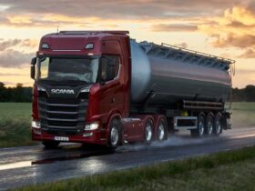 Caminhão Scania V8 com 770 cv de potência