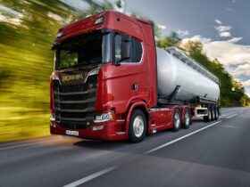 Caminhão com motor V8 mais potente do mundo