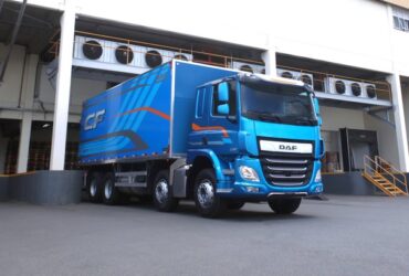 DAF CF 8x2 chassi rígido