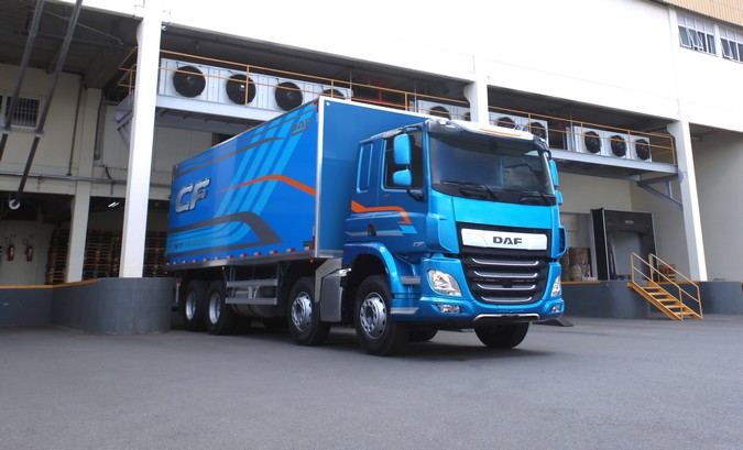 DAF CF 8x2 chassi rígido