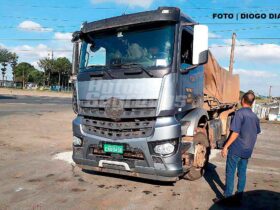 Mercedes-Benz Arocs 4848 8x4