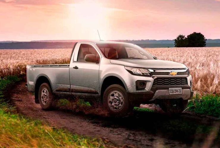 Picape média Chevrolet S10 cabine simples 2022