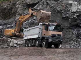 Mercedes-Benz Arocs 8x4
