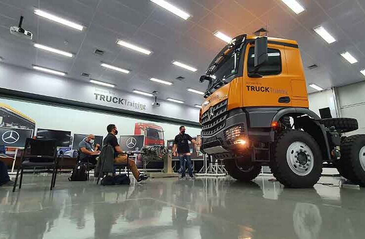 Mercedes-Benz Arocs 8x4