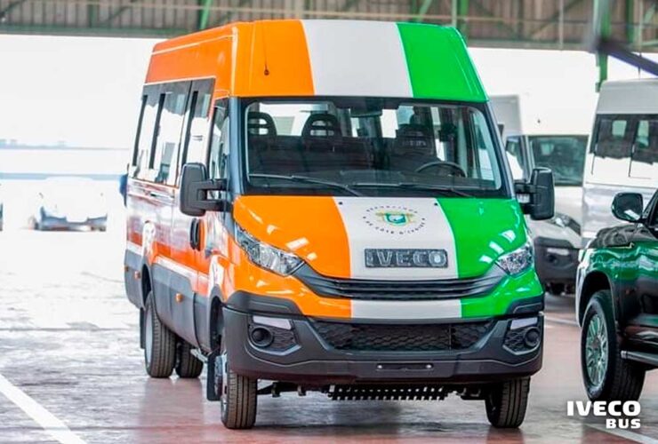 Micro-ônibus IVECO Bus Daily Minibus