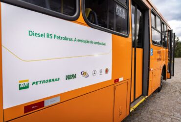 Ônibus Mercedes-Benz participa de testes de diesel renovável