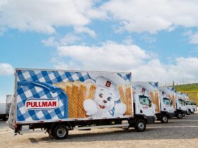 Bimbo Brasil recebe 56 novos caminhões da Ouro Verde