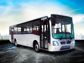 Ônibus equipado com motor FPT Cursor 13 CNG