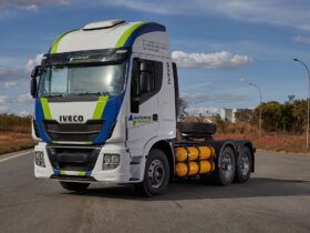 IVECO Hi-Way NP 600S46T 6x2