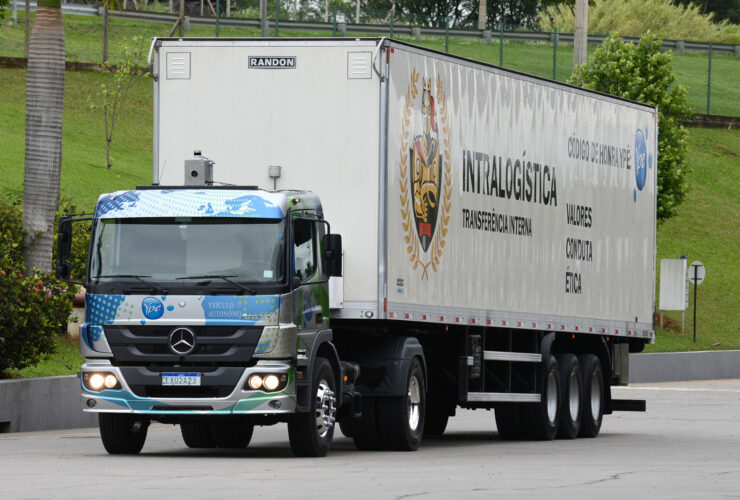 Mercedes-Benz Atego 1730 autônomo