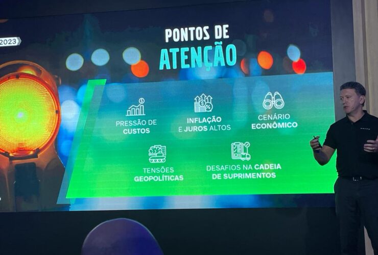 A Volvo celebra os bons resultados registrados no Brasil em 2022 com crescimento de 10% nas vendas de caminhões em relação ao ano de 2021.