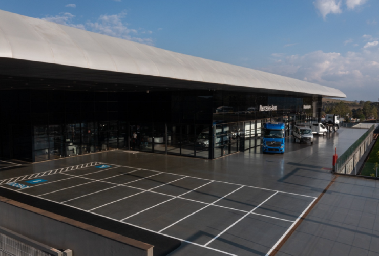 Minasmáquinas inaugura concessionária Mercedes-Benz em Nova Lima