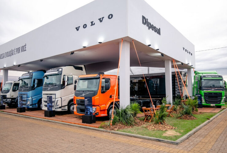 Volvo apresenta seus novos caminhões Euro 6 na Expodireto