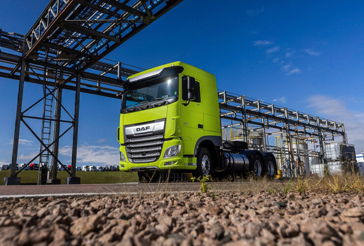 Caminhões DAF XF e CF recebem a cor Apple Green