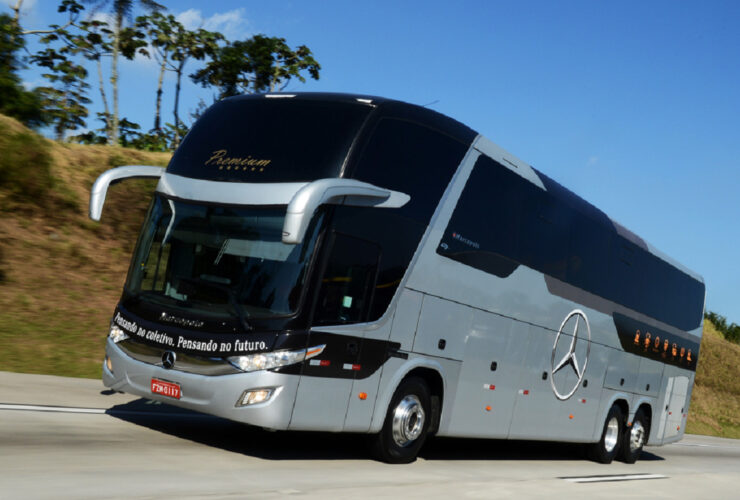 ônibus rodoviário Mercedes-Benz O 500