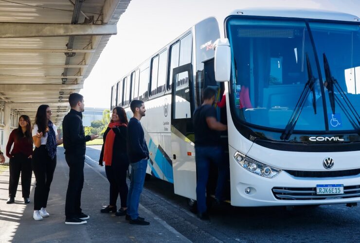 Ônibus da VW ficam mais seguros com novas tecnologias de série