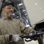 Diesel renovável R5 da Petrobras já é usado na fábrica da Volvo