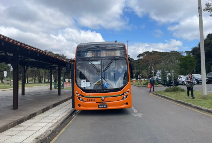 Volvo inicia demonstrações de seu ônibus BZL elétrico no Brasil, começando por Curitiba