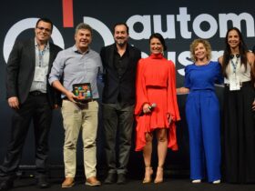 IVECO celebra duas vitórias no Prêmio Automotive Business 2023