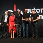 Mercedes-Benz Caminhões ganha prêmio ao oferecer a melhor experiência para clientes