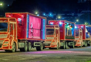 Caminhões Volkswagen serão as grandes atrações da tradicional Caravana Iluminada da Coca-Cola FEMSA Brasil