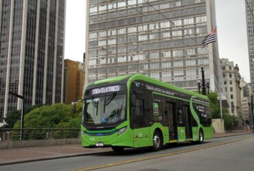 Volvo inicia demonstração de seu ônibus 100% elétrico em São Paulo