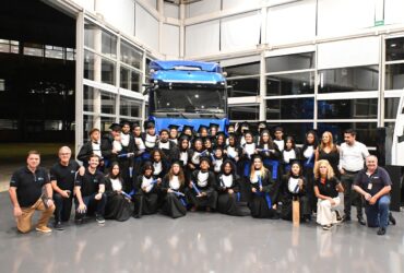 Programa Estrelas do Amanhã da Mercedes-Benz celebra formatura da 9ª turma