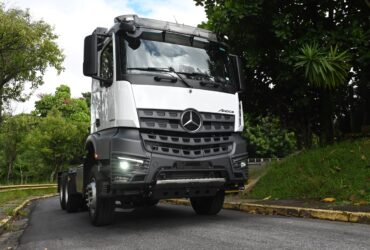 Mercedes-Benz Arocs 3353