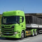 Em 2018, a Scania lançou a pioneira linha de caminhões movidos a gás natural (comprimido), liquefeito (gnl) e/ou biometano