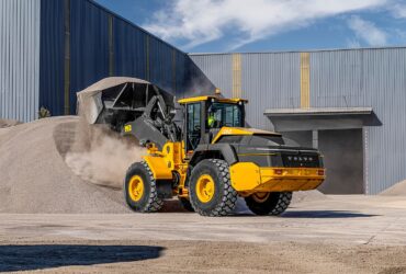Volvo CE exibe na M&T Expo a carregadeira L120 Electric