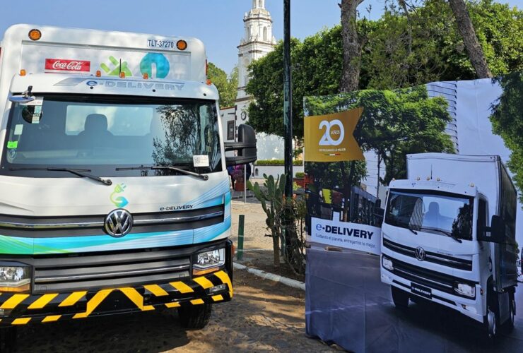 Volkswagen entrega frota de caminhões elétricos para Coca-Cola FEMSA no México