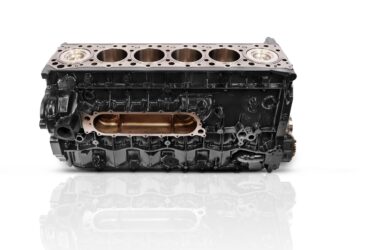 Na linha IVECO estão disponíveis 55 aplicações de remanufatura para caminhões Stralis, Trakker e Hi-Way, com entrega e retirada na Rede de Concessionários IVECO