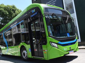 Mercedes-Benz eO500U