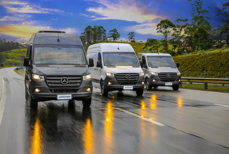 Mercedes-Benz celebra 200 mil vans vendidas no Brasil e linha Sprinter é sinônimo da categoria