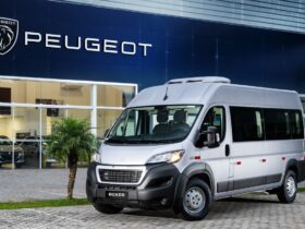 Peugeot Boxer Minibus