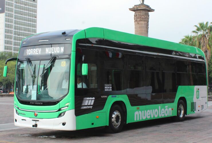 ÔNIBUS MARCOPOLO ATTIVI 100% ELÉTRICOS PRODUZIDOS NO MÉXICO COMEÇAM A SER ENTREGUES