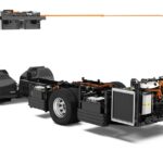 Volvo lança no Brasil o BZR, chassi de ônibus elétrico versátil
