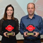 Aline Rovath, gerente de Marketing de Produto da Iveco, e Fábio Silva, Head de Vendas Vans da Mercedes-Benz, conquistam o Selo Maior Valor de Revenda – Veículos Comerciais 2024