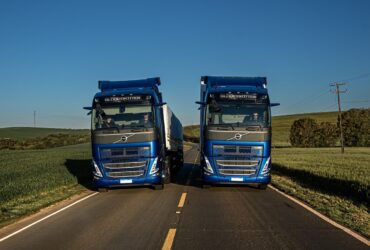 Volvo FH 2025 chega com avanços em produtividade e evolução de recursos de inteligência artificial