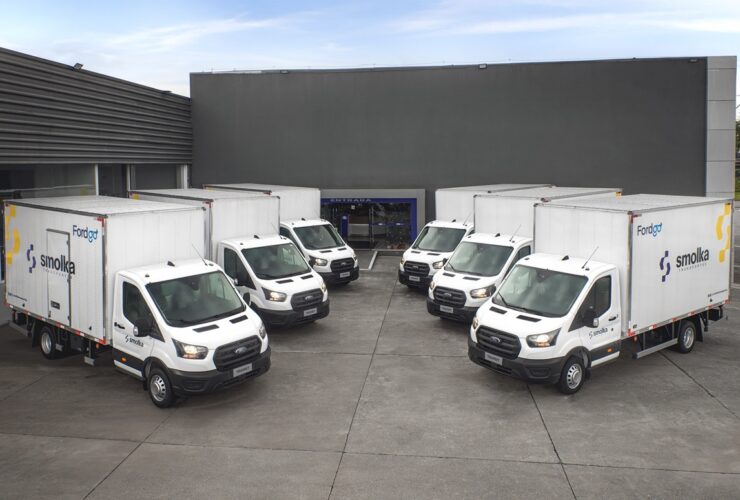 ord Go Frotas fornece 10 Transit por assinatura para a Smolka Transportes