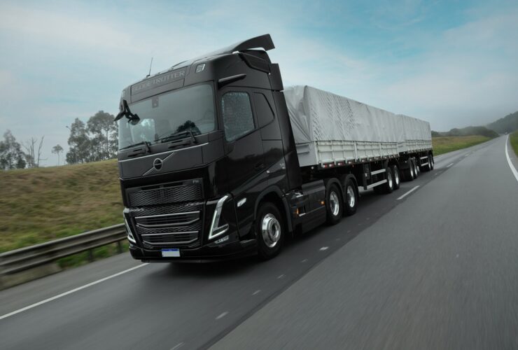 Volvo FH 540 fecha 2024 como o caminhão mais vendido do Brasil, pela sexta vez consecutiva