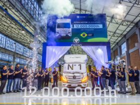 Foton monta no Brasil caminhão que marca a produção de 12 milhões de unidades no mundo