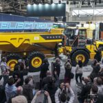 Volvo CE exibe na Europa o primeiro caminhão articulado elétrico do mundo, com zero emissões