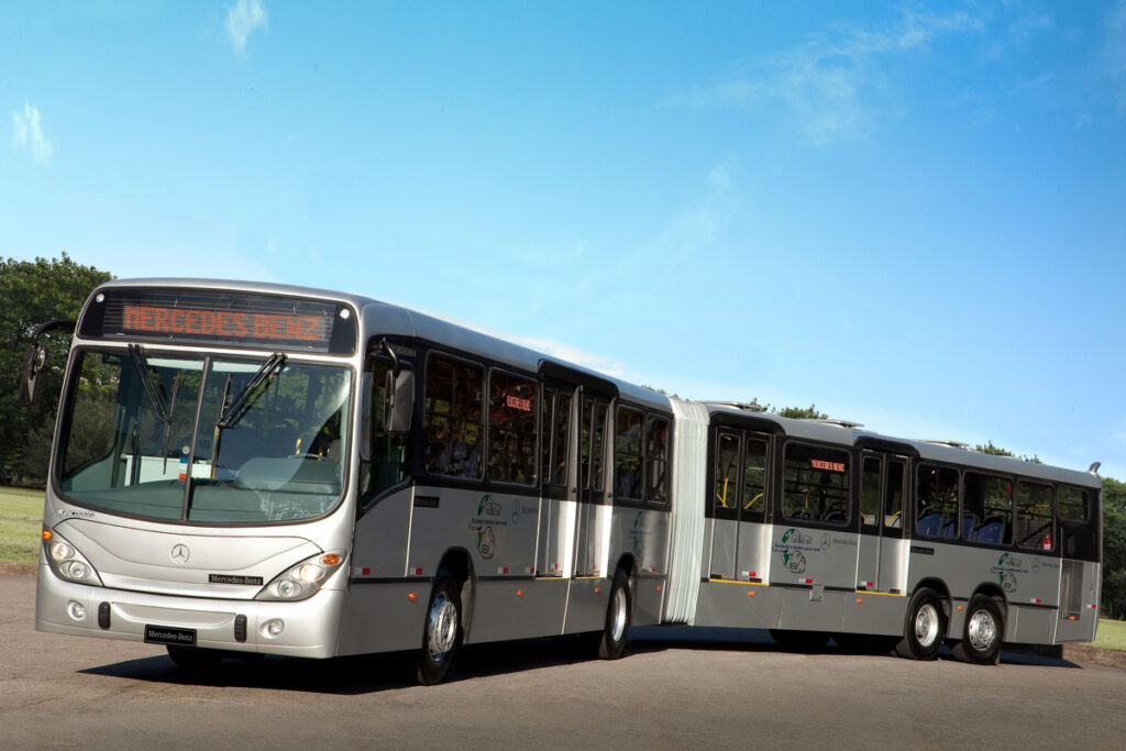 Com 117 unidades emplacadas no primeiro semestre de 2025, marca liderou as vendas na capital paranaense, frente a 29 unidades de todo o ano de 2024