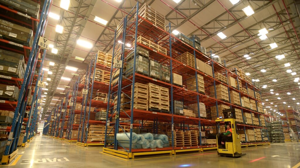 Volvo amplia seu Centro de Distribuição de Peças na América Latina